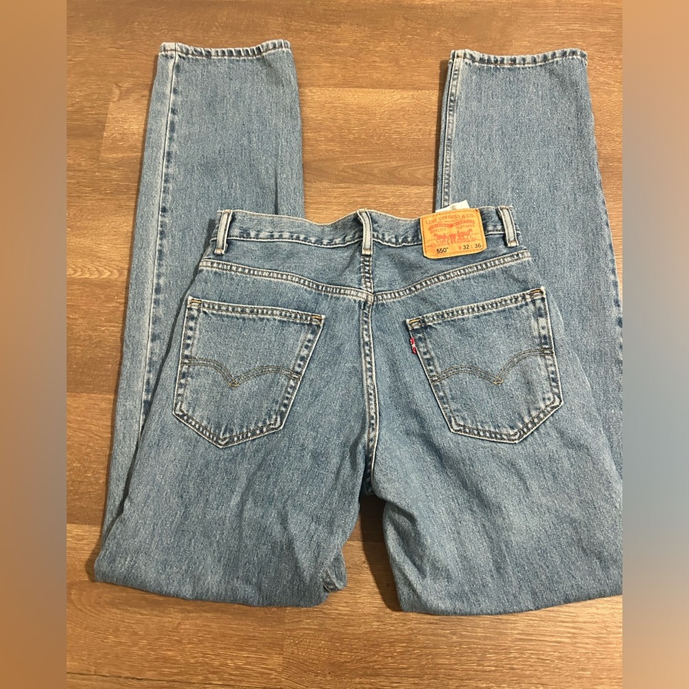 Levi 550 jeans 32x36